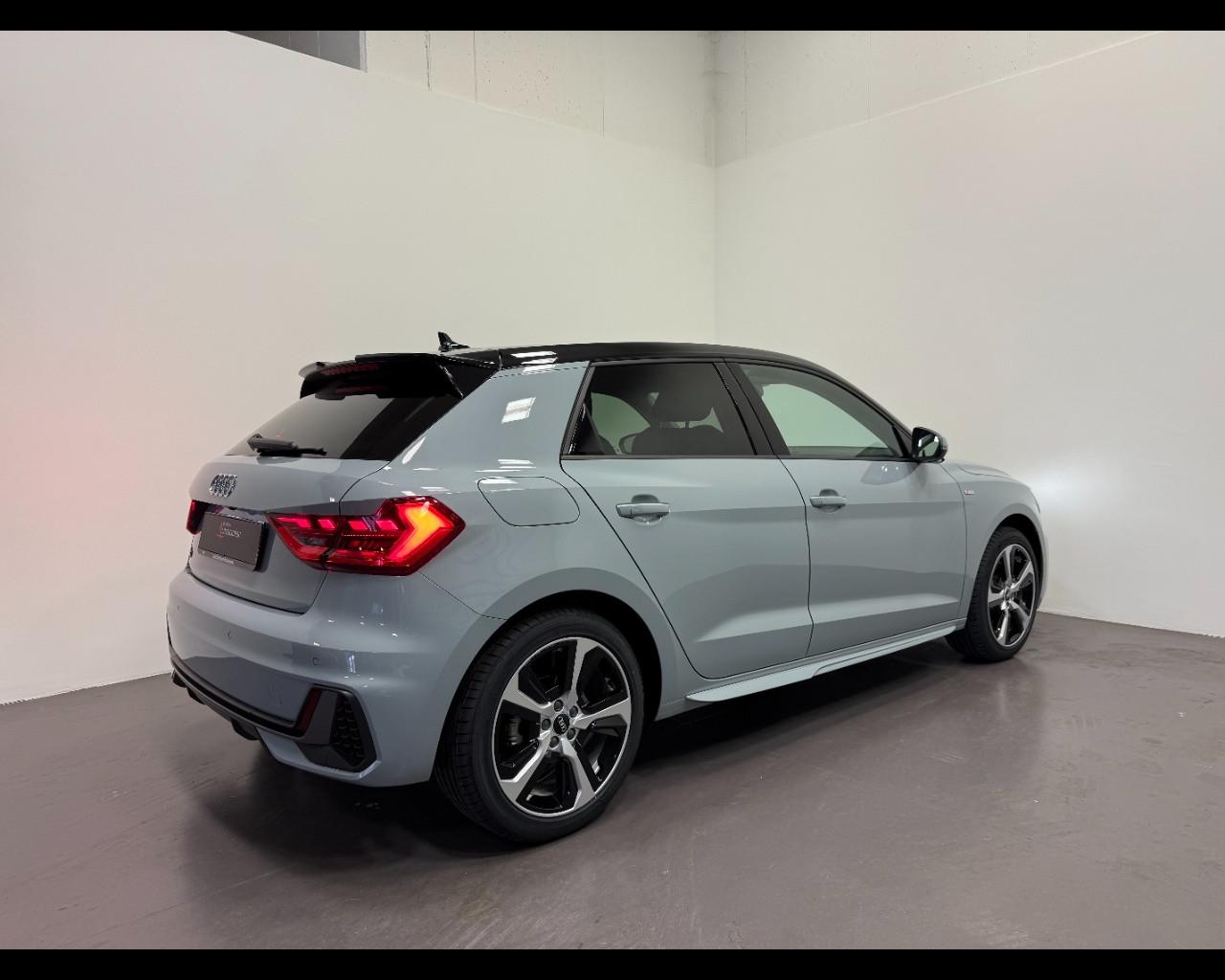 AUDI A1 SPORTBACK 30 TFSI S-TRONIC S LINE EDITION