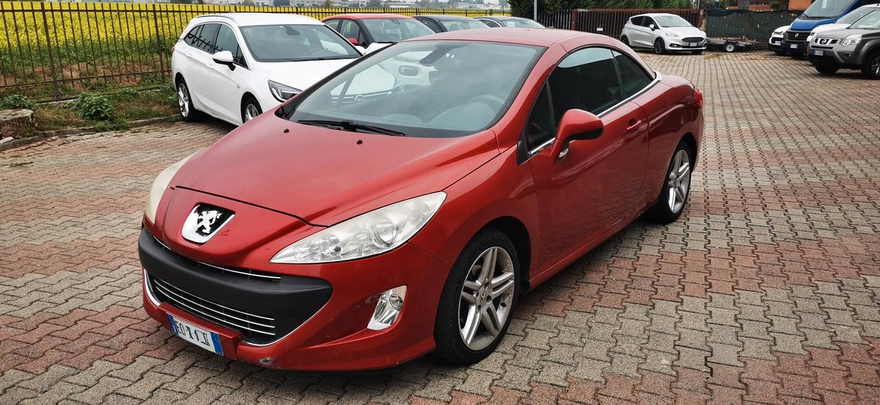 Peugeot 308 1.6 HDi 112CV CC Féline