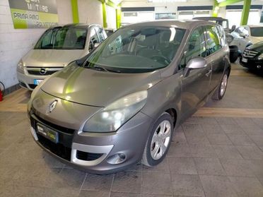 Renault Scenic X-MOD 110 CV
