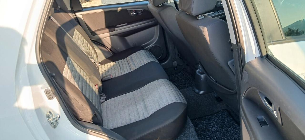 Fiat Sedici 2.0 Mjet 4x2 Emotion - 2014