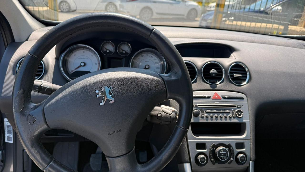 Peugeot 308 1.6 HDi 90CV 5p. Premium