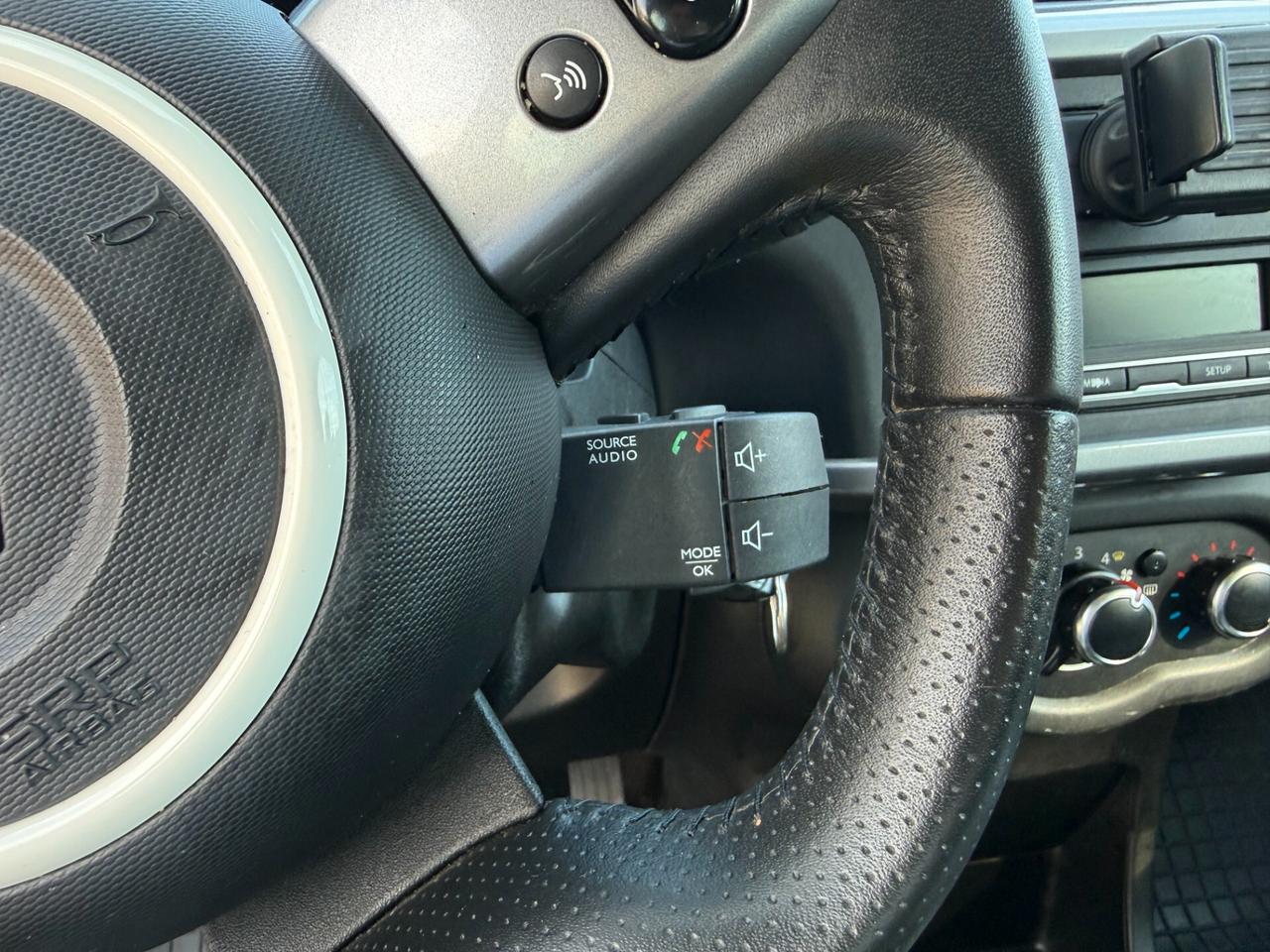 Renault Twingo SCe Intens Limited