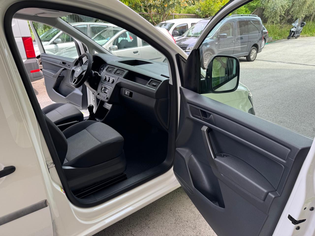 Volkswagen Caddy 2.0TDI Bsns 1Prop GARANZIA24MESI