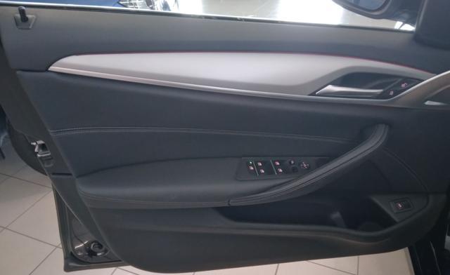 BMW 520 d 48V Touring Business