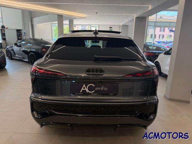 AUDI Q3 TFSI 195 kW S tronic quattro S Line edition