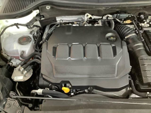 SKODA Karoq 2.0 TDI SCR DSG SportLine