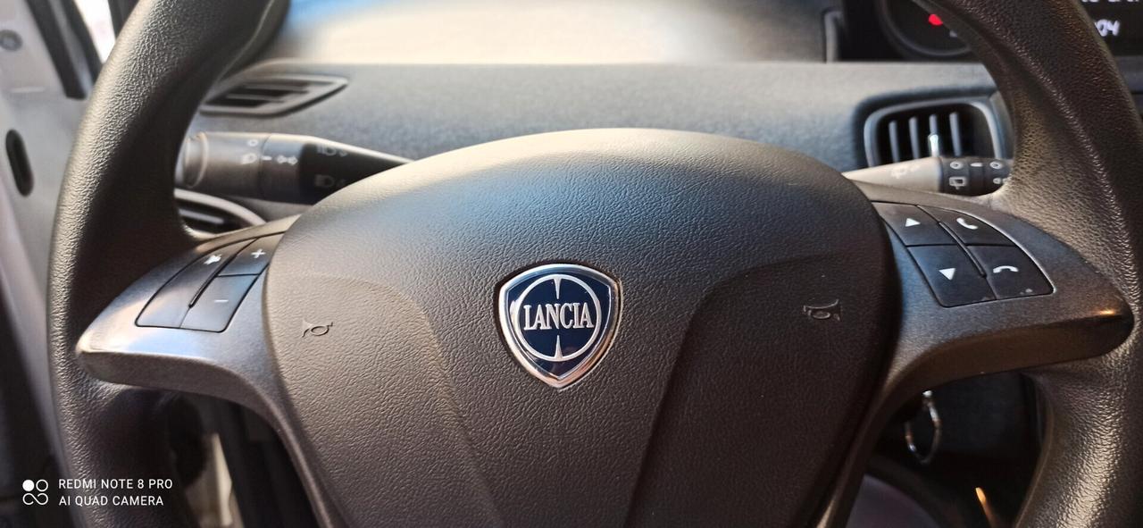 Lancia Ypsilon 1.0 FireFly 5 porte S&S Hybrid Ecochic Gold km 66.000