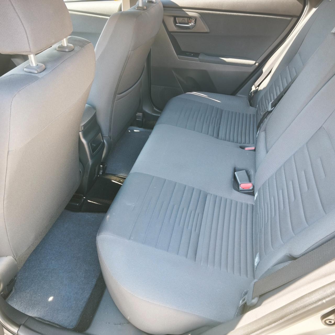 Toyota Auris 1.6 D-4D Lounge