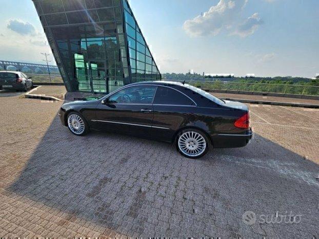 Mercedes CLK 220 valutiamo usato /scambio
