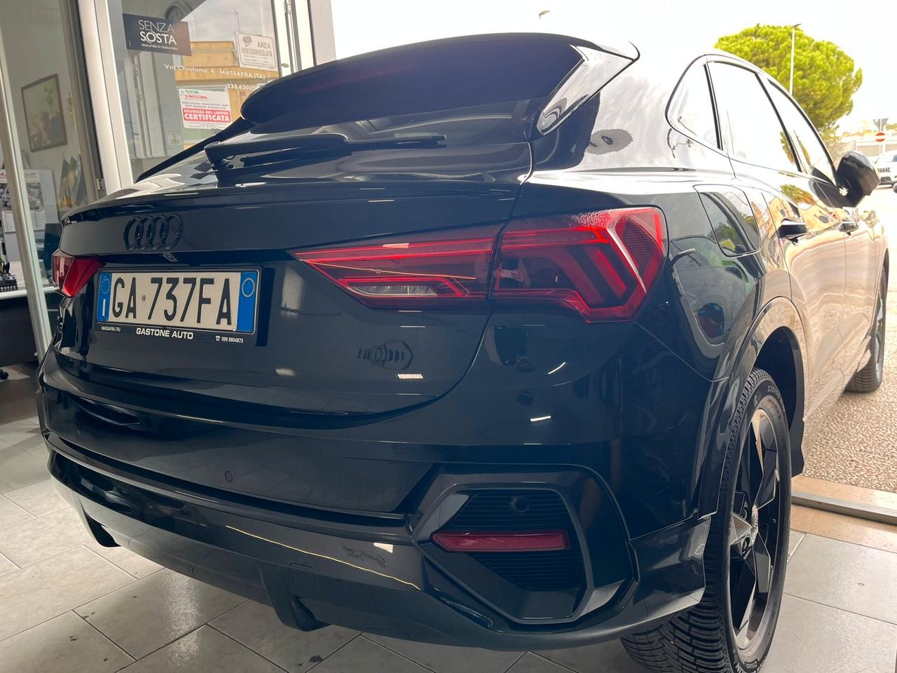 Audi Q3 SPB 35 TDI S tronic S-line TOTAL BLACK