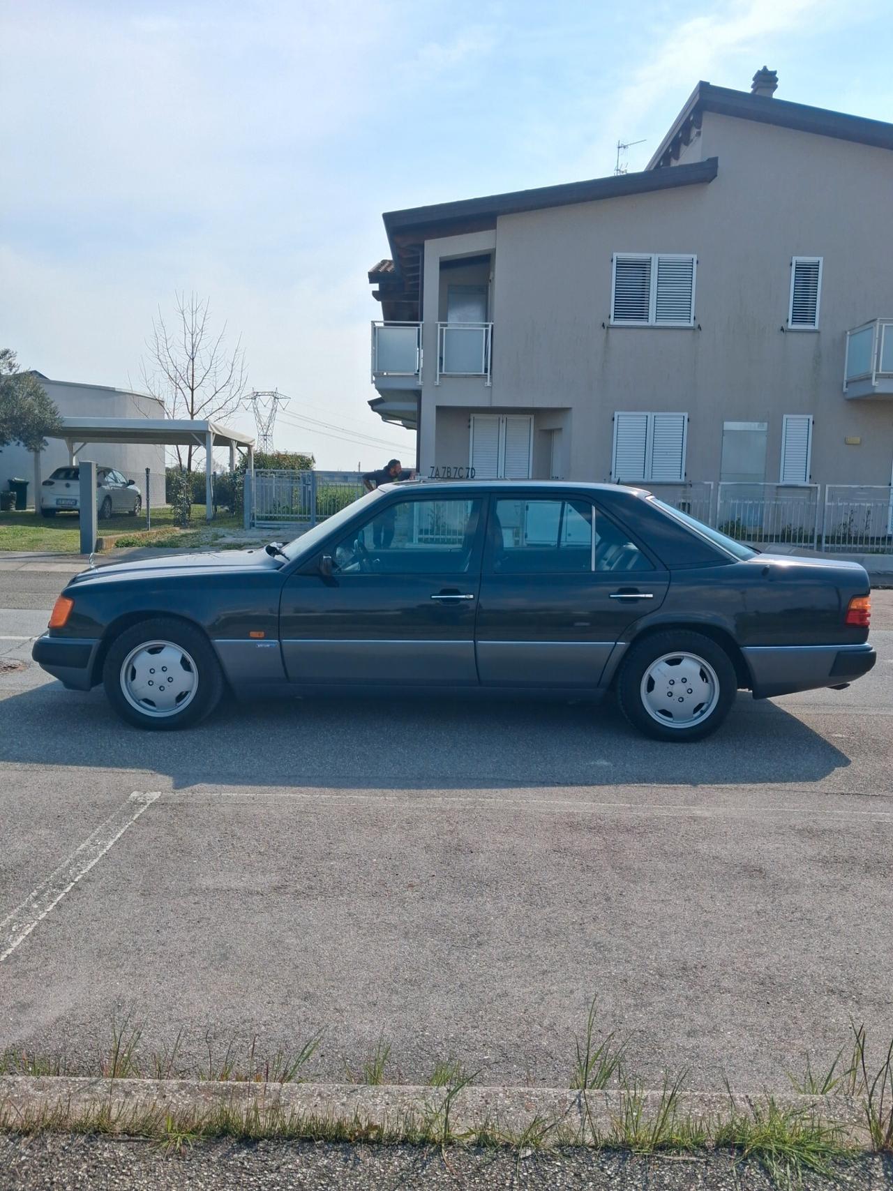 Mercedes-benz 300 E-24 Sportline