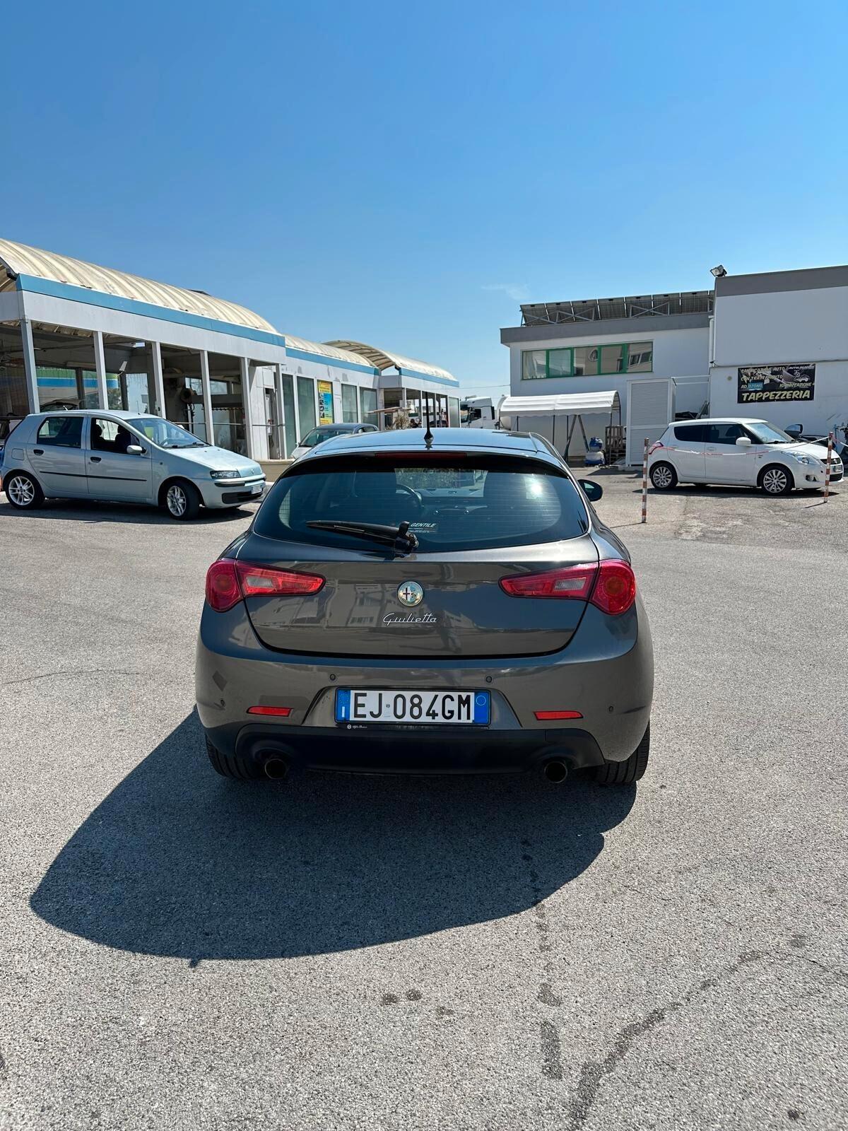 Alfa Romeo Giulietta 2.0 JTDm-2 140 CV Exclusive