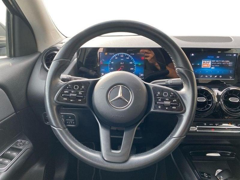 Mercedes-Benz GLA 180 d Business auto