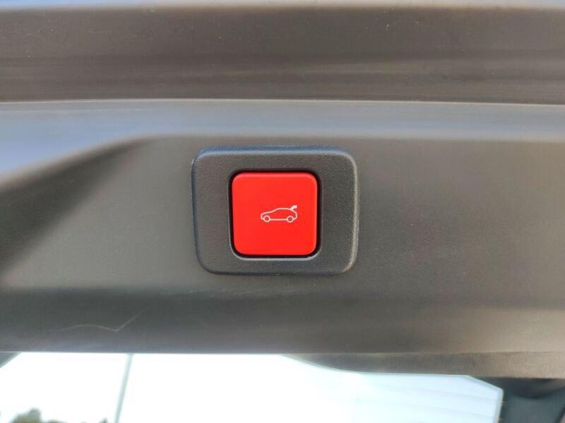 Peugeot 3008 II 2021 1.2 hybrid 48V GT 136cv e-dcs6