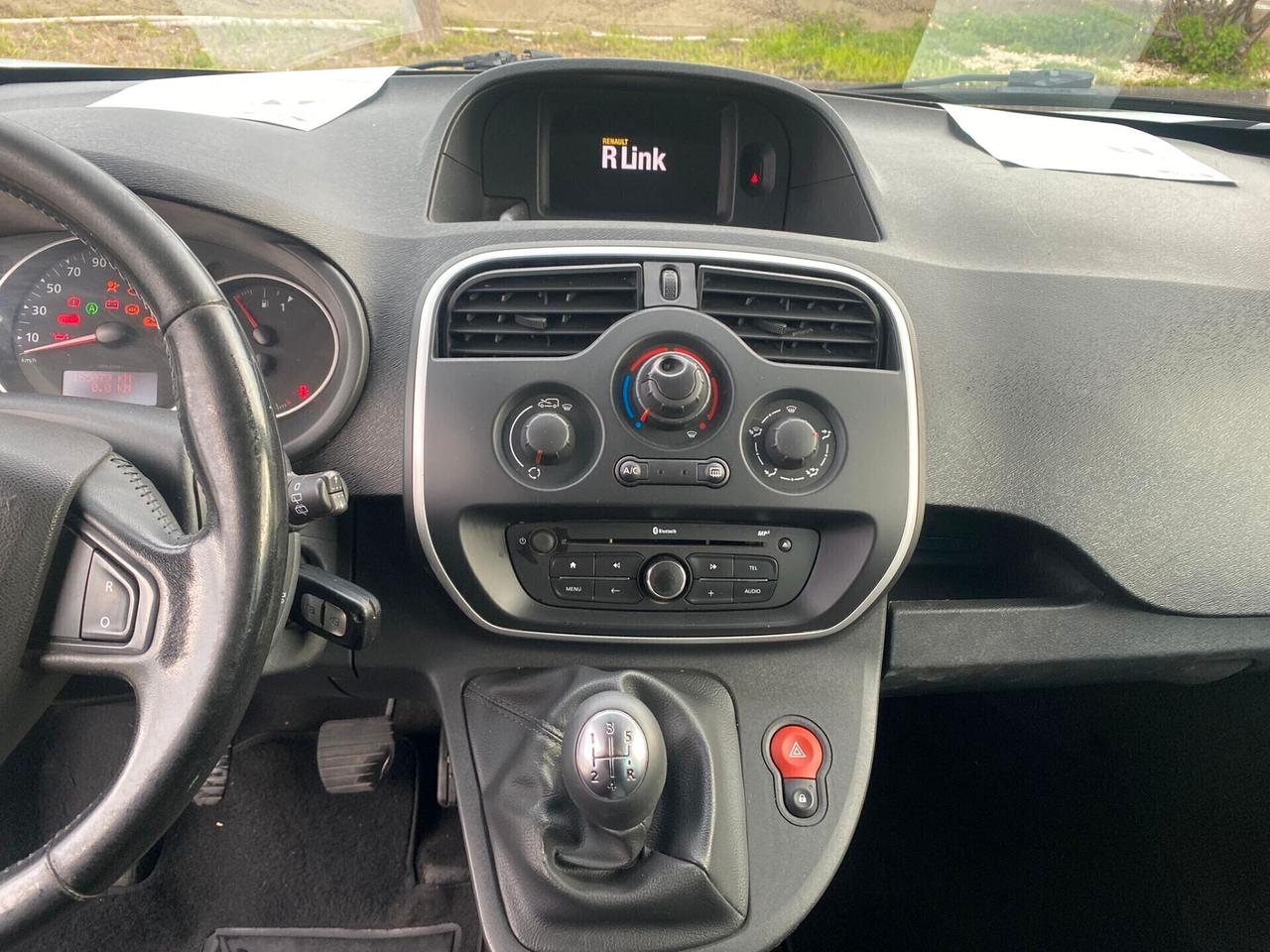 Renault Kangoo d.c.i. 5.--p.o.s.t.i.