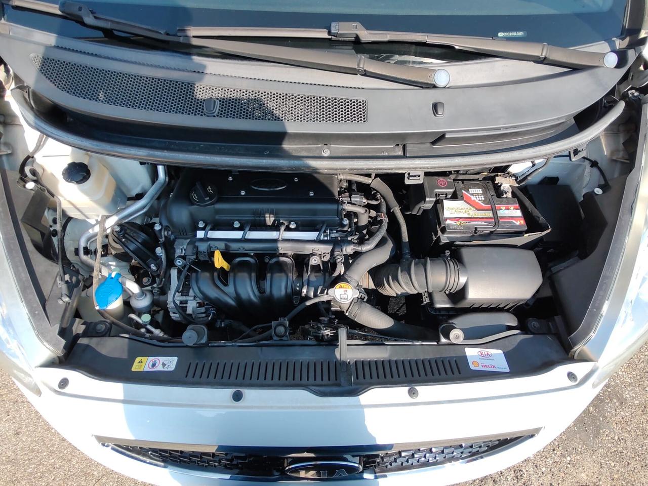 Kia Venga 1.4 CVVT Active, TETTO APRIBILE E FULL PANORAMICO, GARANZIA L.12 MESI