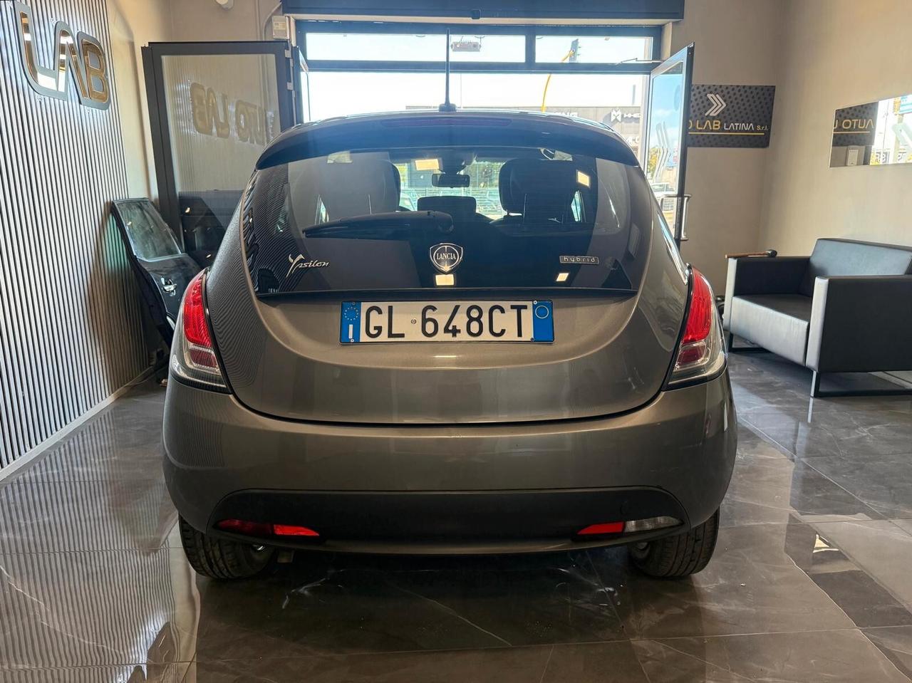 Lancia Ypsilon 1.0 FireFly 5 porte S&S Hybrid