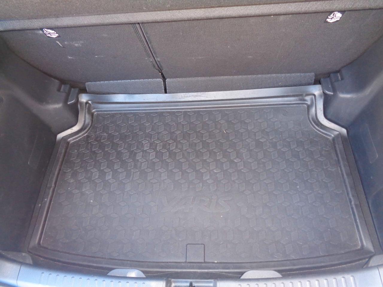 Toyota Yaris 1.5 Hybrid Trend (Finanziabile)