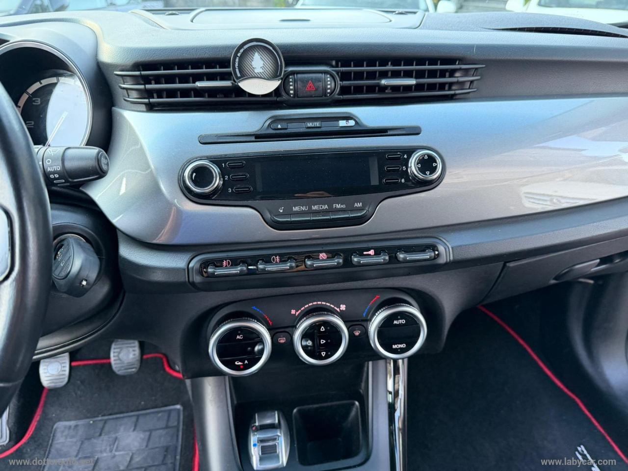 ALFA ROMEO Giulietta 1.6 JTDm-2 105 CV Distinctive