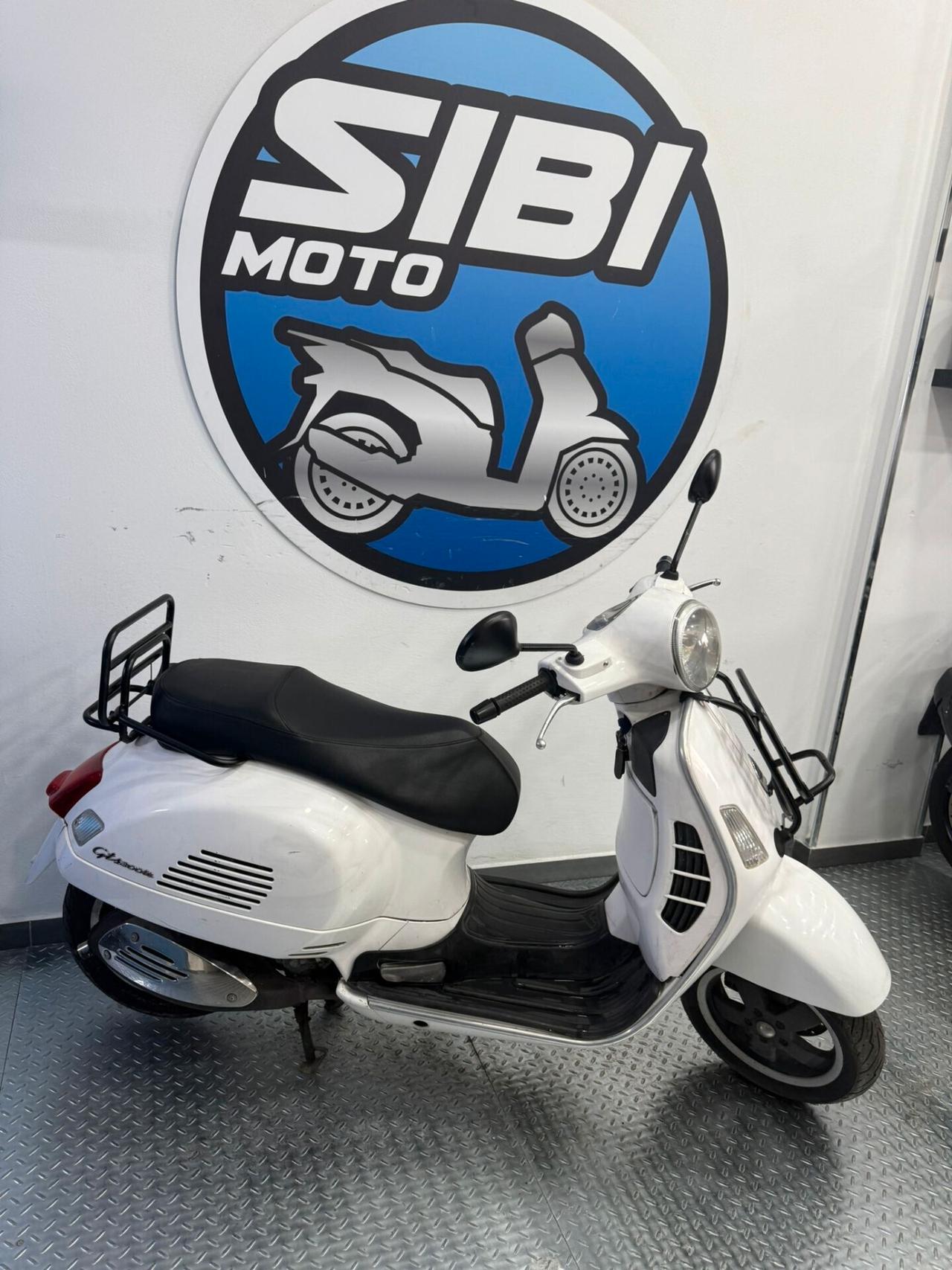 PIAGGIO VESPA GTS 300