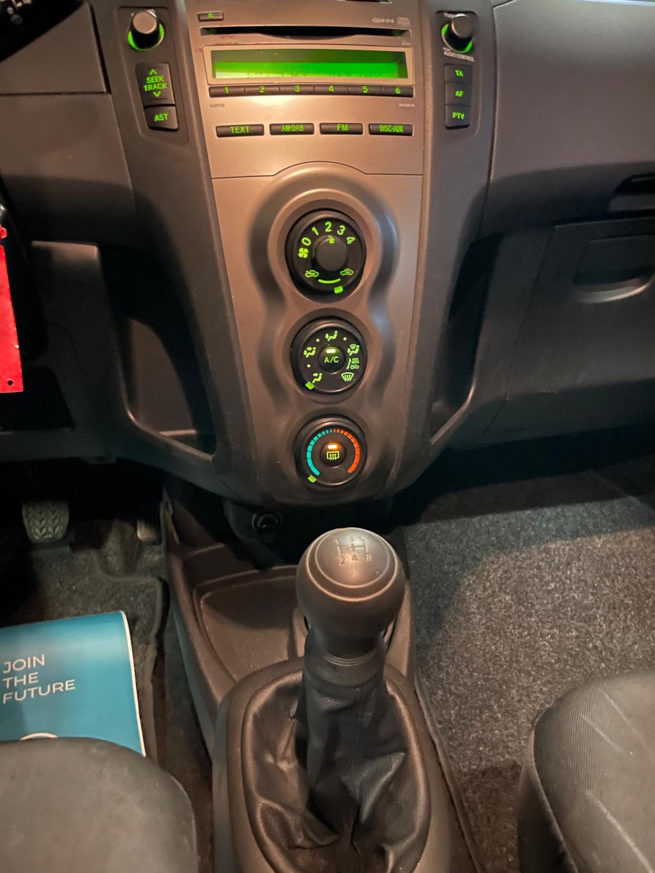 Toyota Yaris 1.0 Neopatentati Euro 5