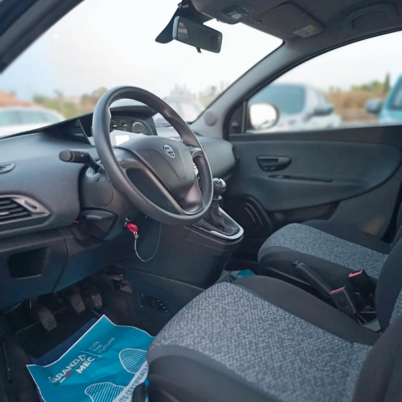 Lancia Ypsilon 1.2 KM CERTIFICATI BLOCKSYSTEM