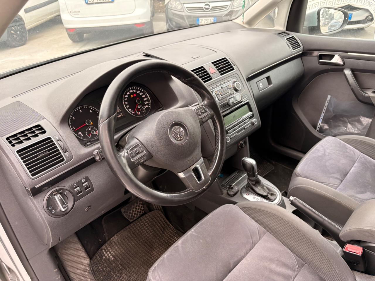 Volkswagen Touran 2.0 TDI 140 CV DSG Highline