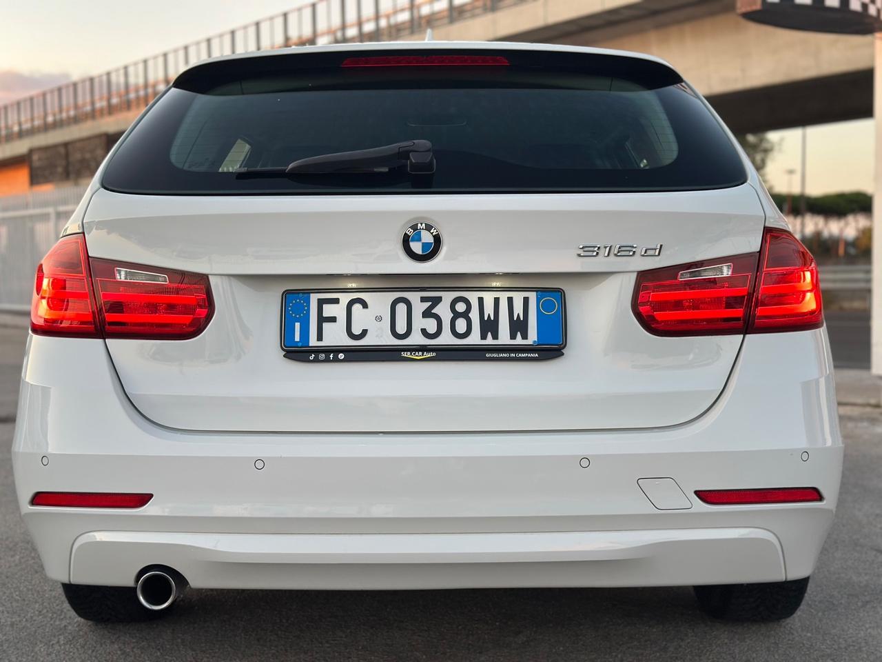 Bmw Serie 316d Touring Modern 2.0 116CV DA VETRINA