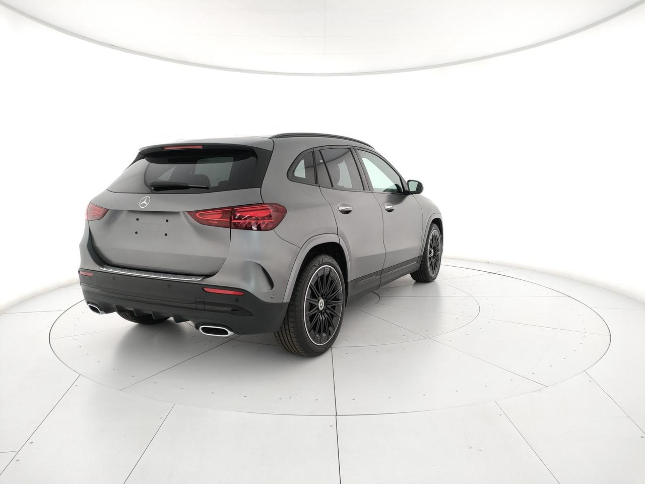 Mercedes-Benz GLA 200 d