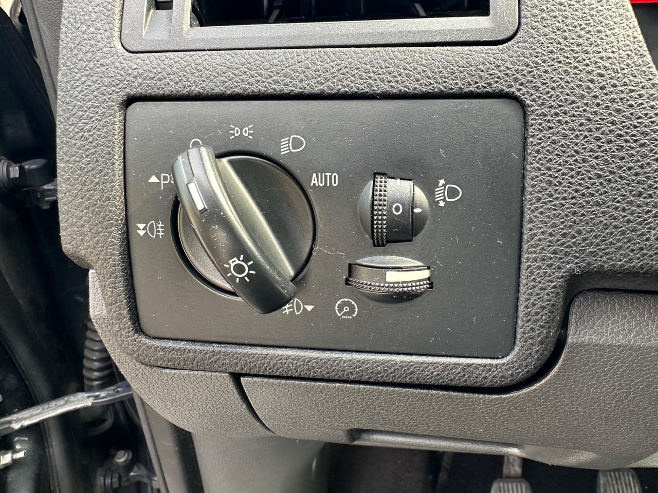 Ford C-Max Focus 1.6 TDCi (90CV) Ghia