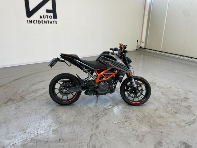 KTM 125 Duke 15CV
