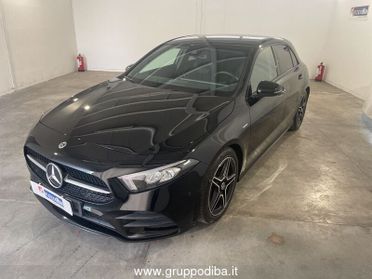 Mercedes-Benz Classe A - W177 2018 Diesel A 180 d Premium Night edition auto