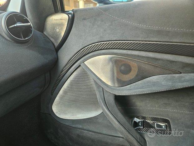 Mclaren 720s Performance Iva Esposta