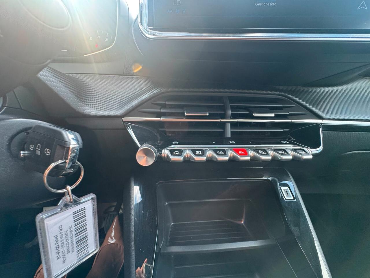 Peugeot 2008 PureTech 100 S&S Style