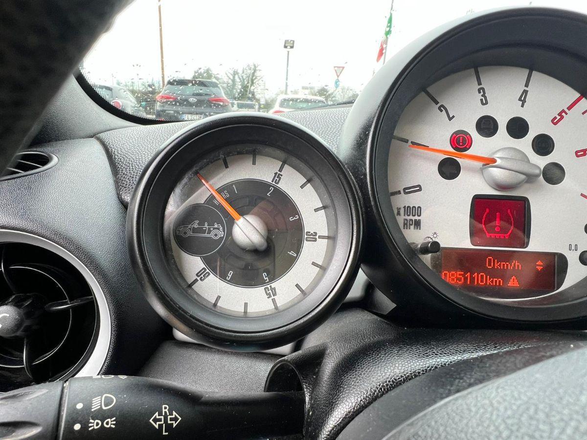 MINI - Cabrio - 1.6 16V Cooper D CABRIO