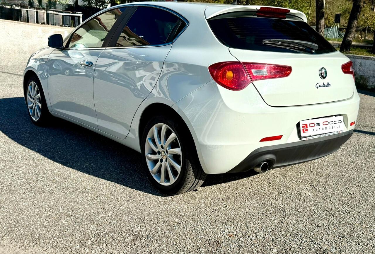 Alfa Romeo Giulietta 1.6 JTDm-2 105 CV Exclusive