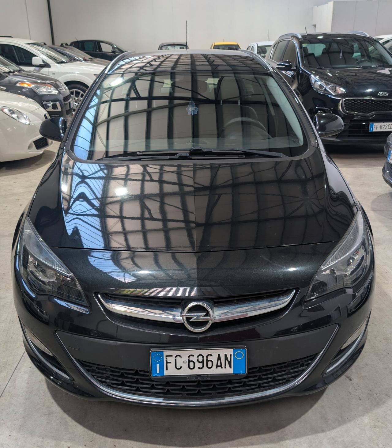 Opel Astra 1.4 Turbo 140CV Sports Tourer GPL Tech Cosmo