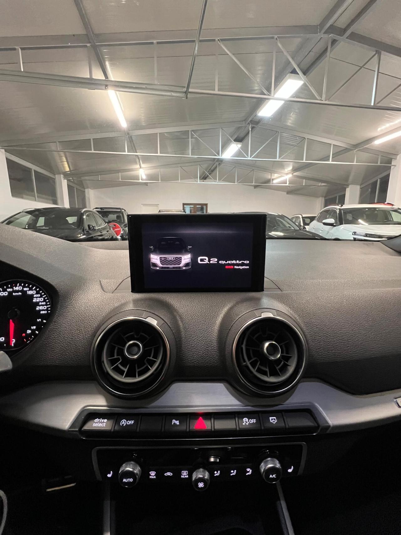 Audi Q2 SQ2 TFSI quattro S tronic sport attitude