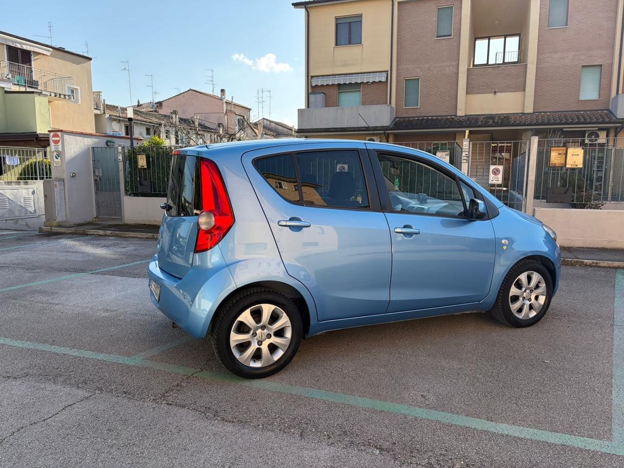 Opel Agila benzina neopatentati multispazio