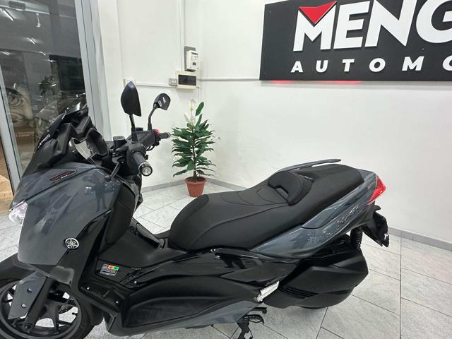 YAMAHA X-MAX 300 Tech