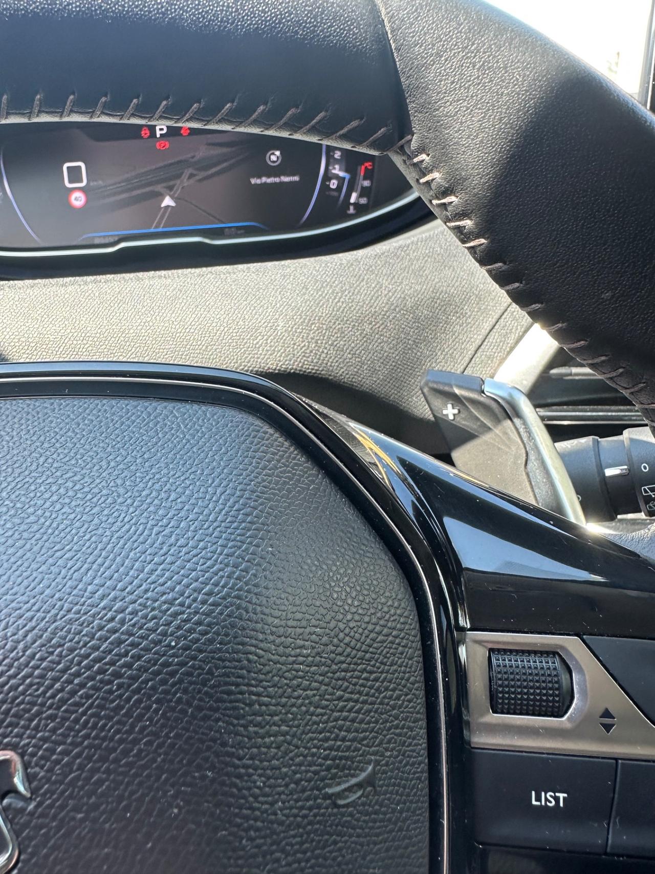 Peugeot 3008 BlueHDi 130 S&S EAT8 Allure Pack