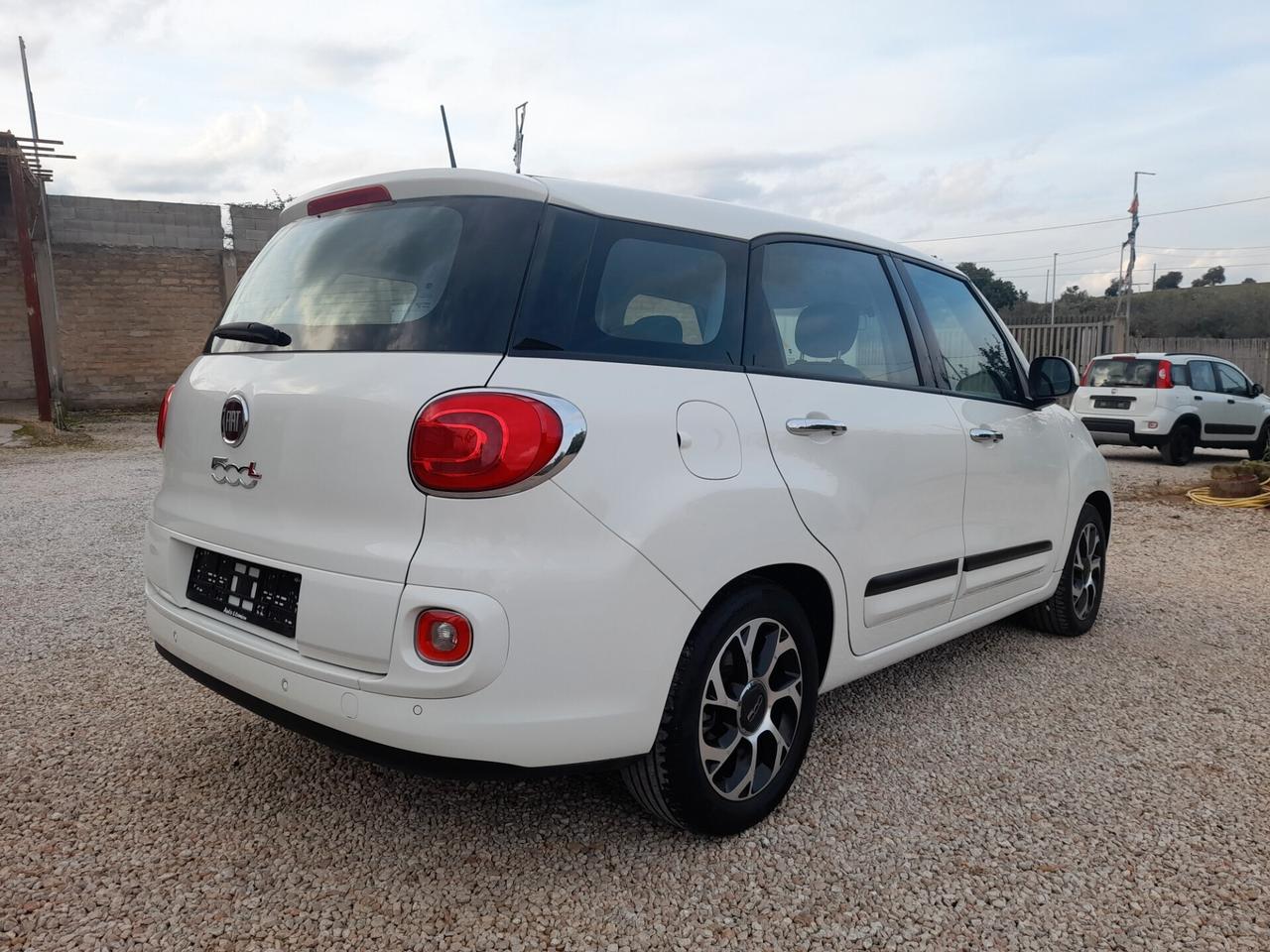 Fiat 500L 1.6 MJT 120 CV Lounge 7 POSTI