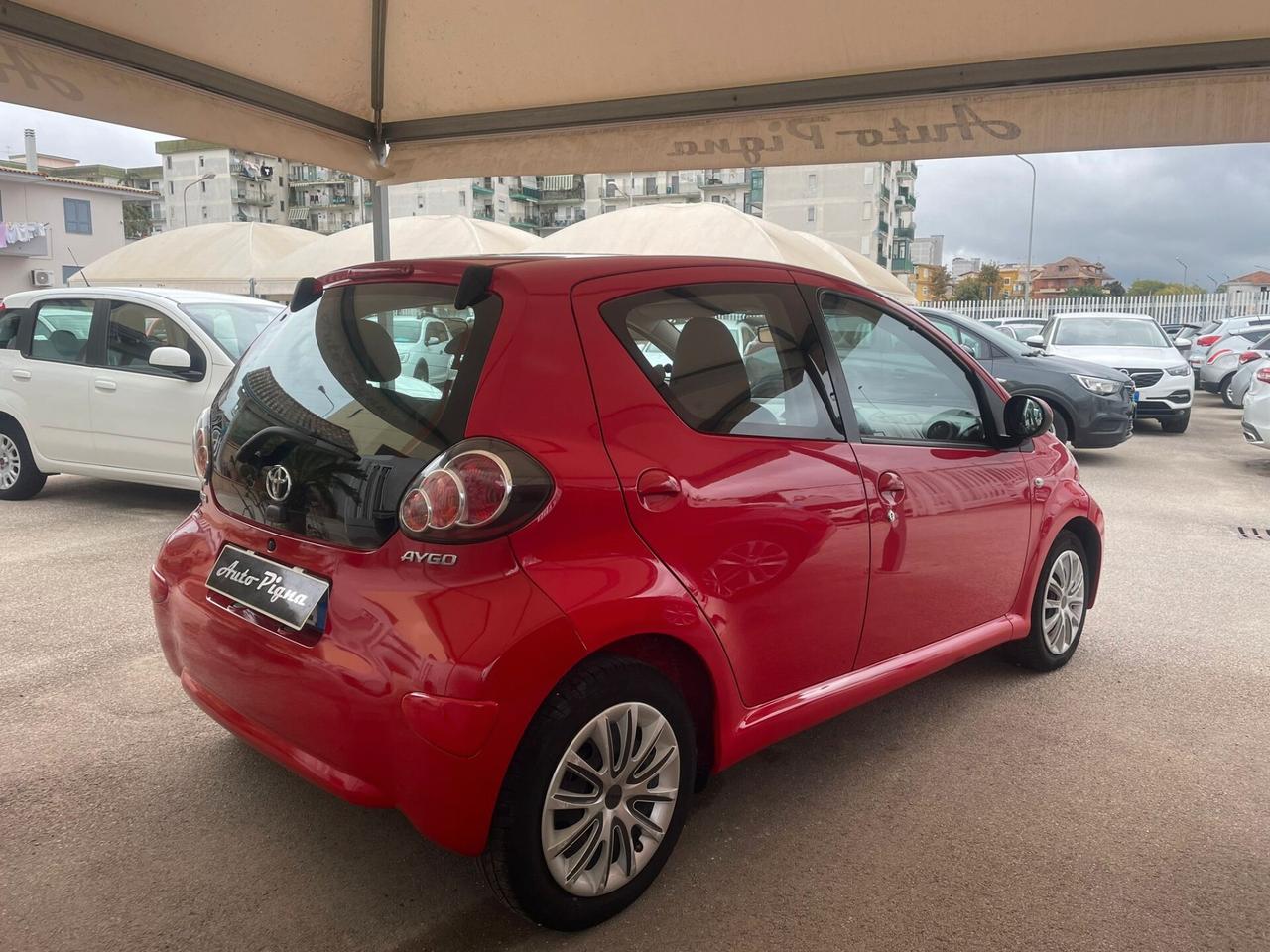 Toyota Aygo 1.0 12V VVT-i 5 porte Tobasco MMT automatica
