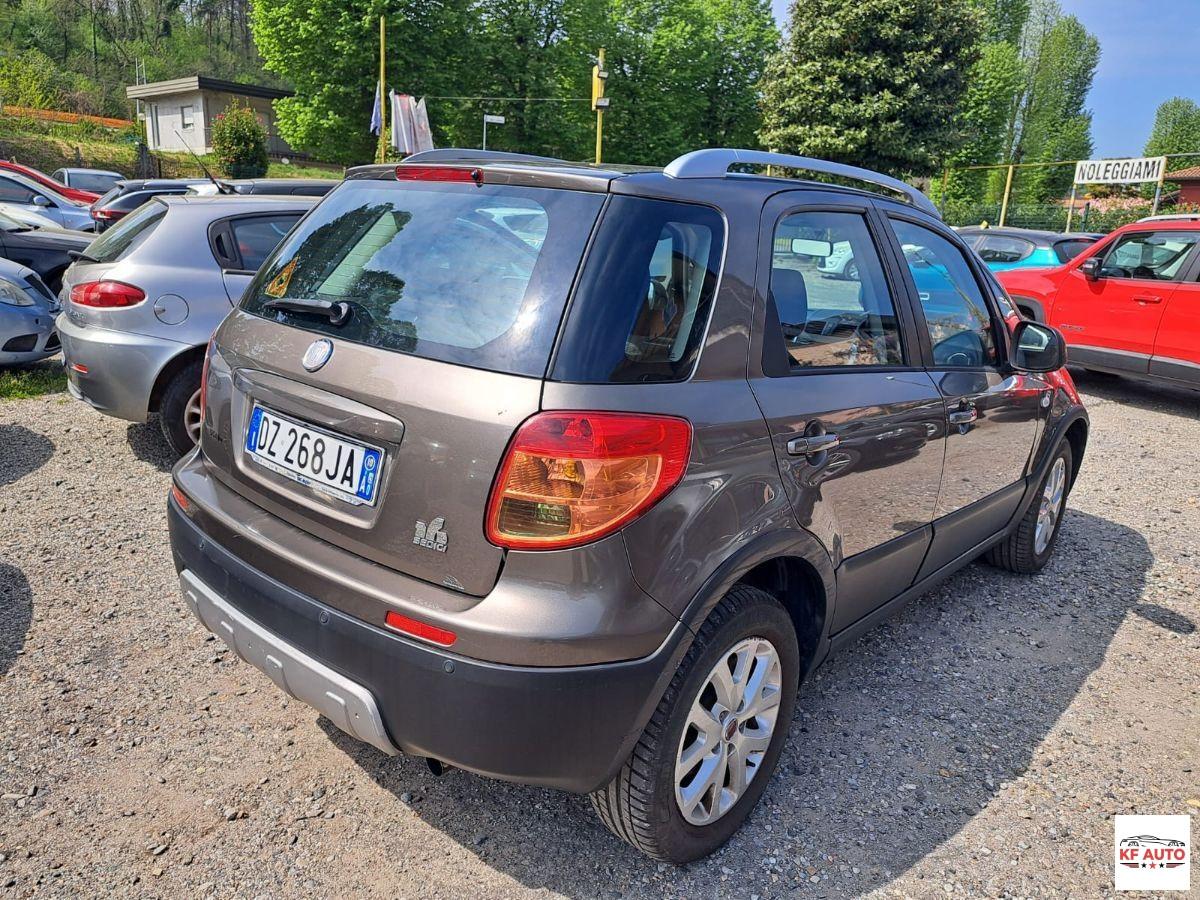 FIAT - Sedici 2.0 mjt Emotion 4x4 135cv