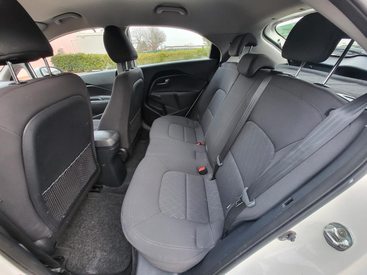 Kia Rio 1.1 CRDi 5p. Cool