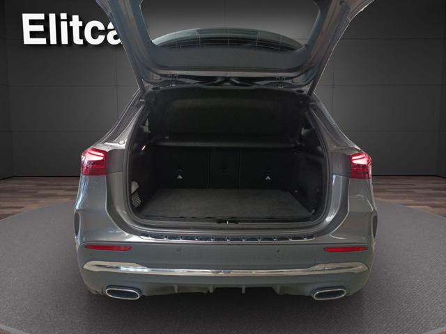 MERCEDES-BENZ GLA 180 Automatic AMG Line Premium