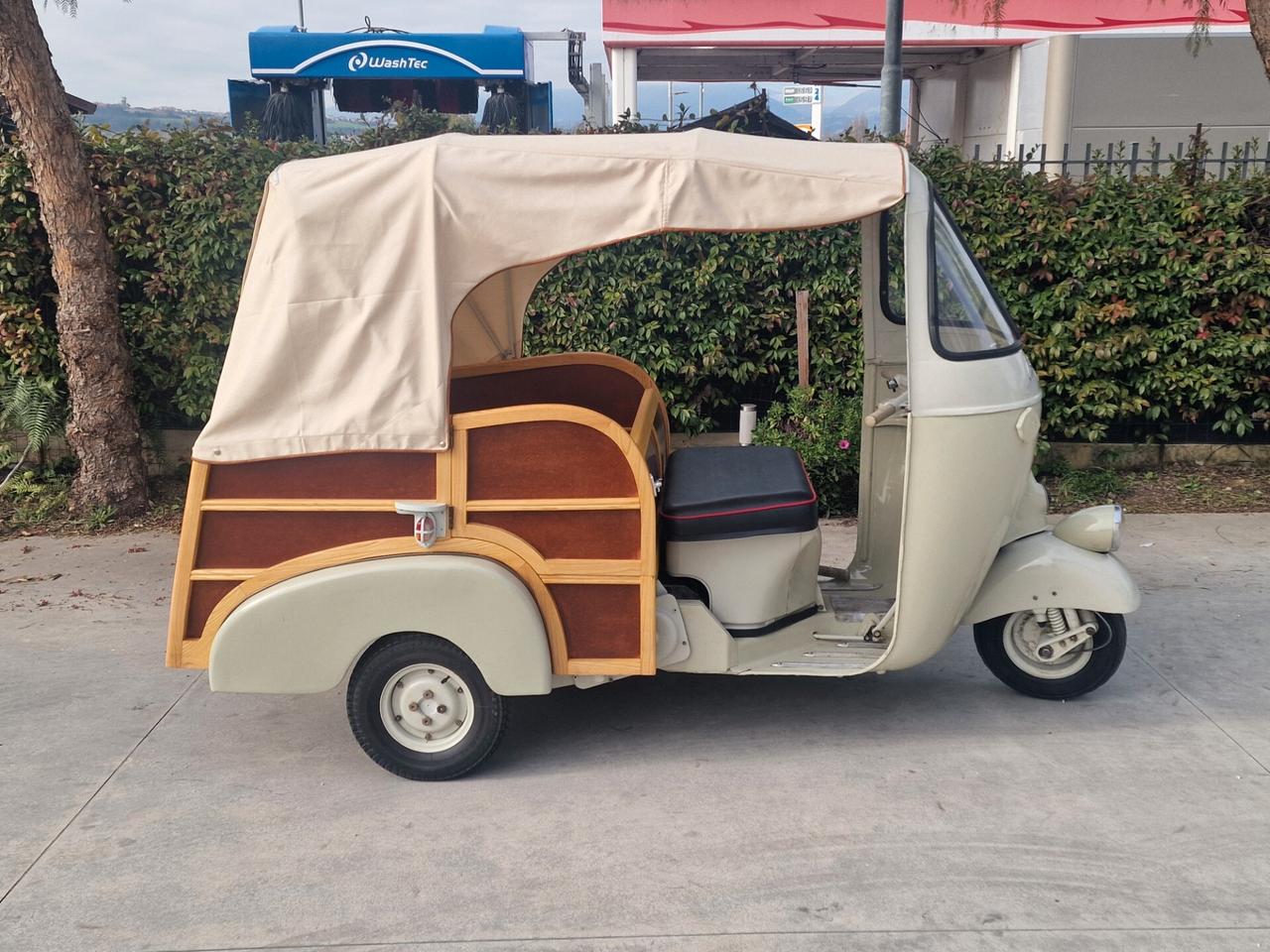 Piaggio Ape Raro Calessino AC1