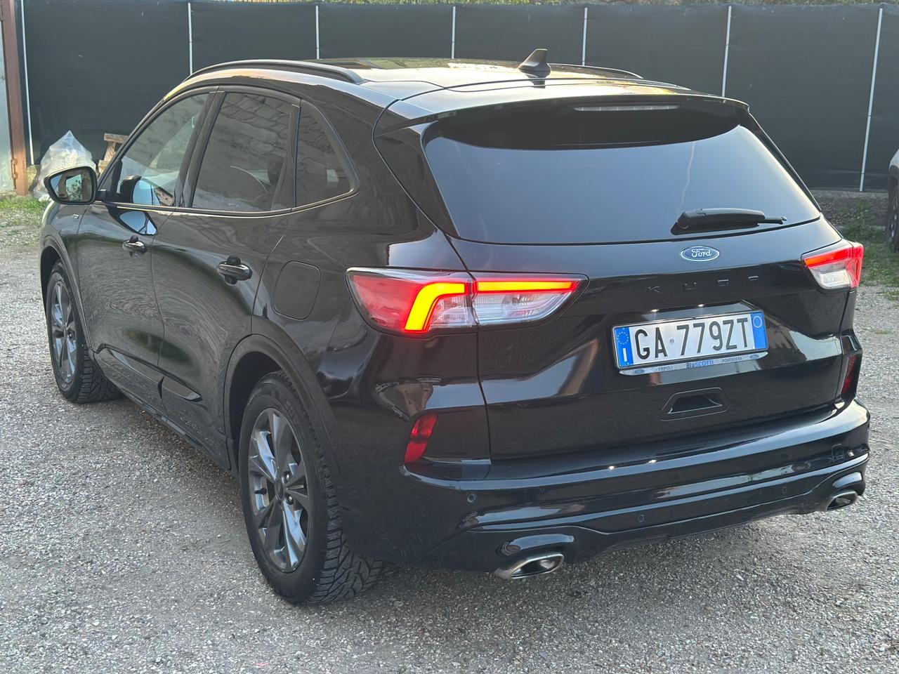 Ford Kuga 1.5 TDCI 120CV 2WD ST-Line X