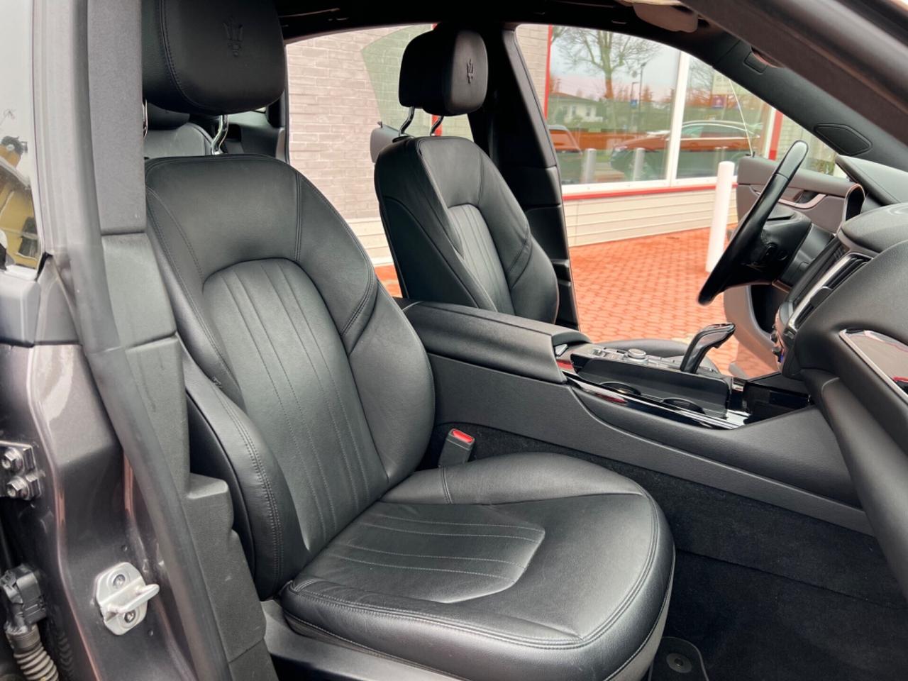 Maserati Levante V6 Diesel AWD - PER COMMERCIANTI