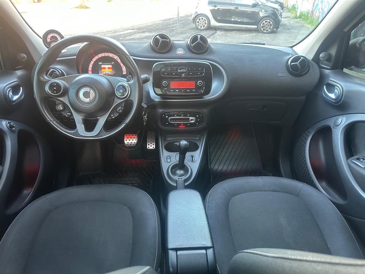 SMART FORFOUR 90CV AUT+F1+LED+TETTO+B.SHAFT